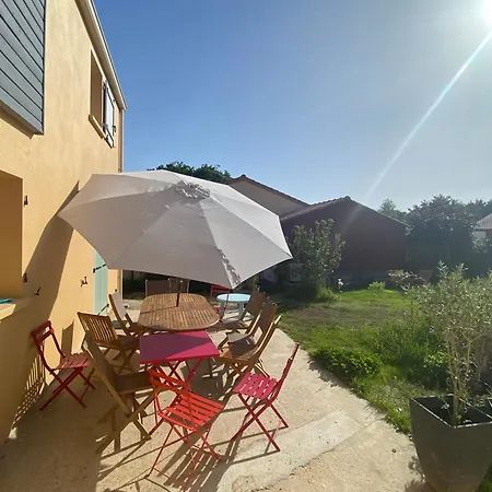 Maison Familiale La Baie 10 Ps En Cote De Jade