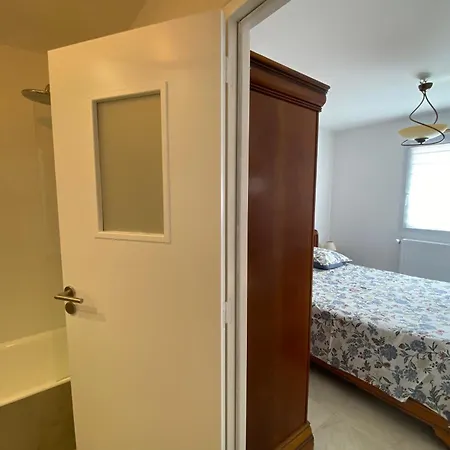 Maison Familiale Mitoyenne La Baie Pour 10 Ps *